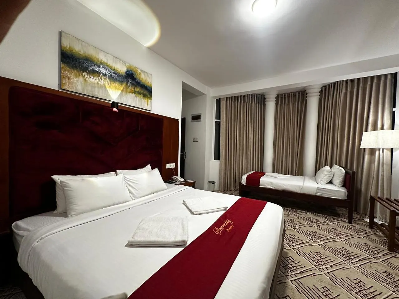 Hotel Serenity Lake Nuwara Eliya