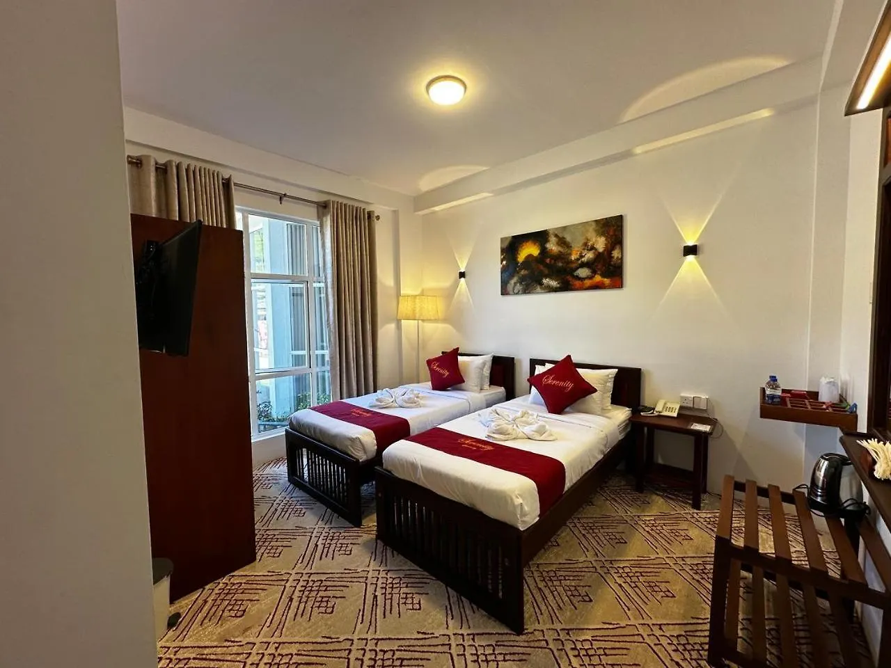Serenity Lake Nuwara Eliya Hotel
